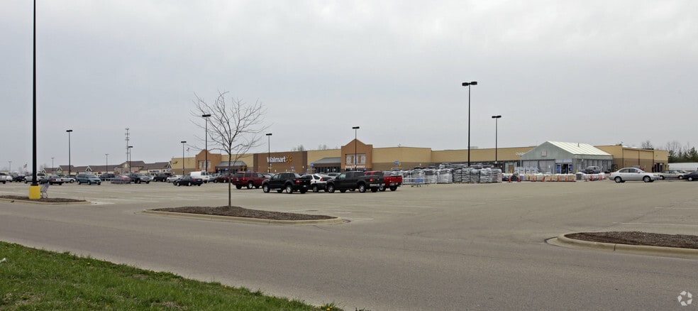 Primary Photo Of 6202-6254 Wilmington Pike, Dayton Unknown For Lease