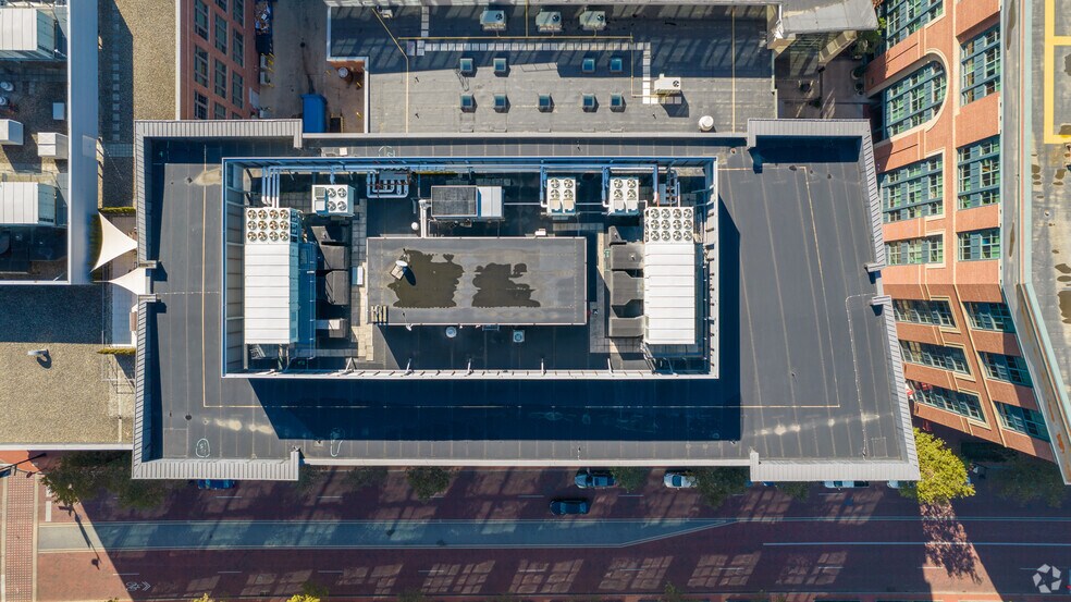 More Photos Of 125-155 W Nationwide Blvd, Columbus Office For Lease