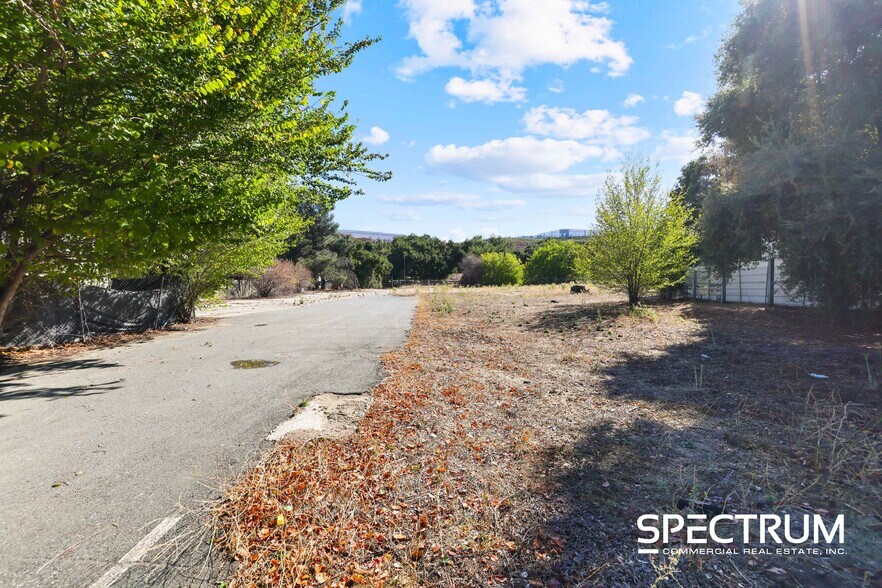 More Photos Of 23642 Pine St, Santa Clarita Land For Sale