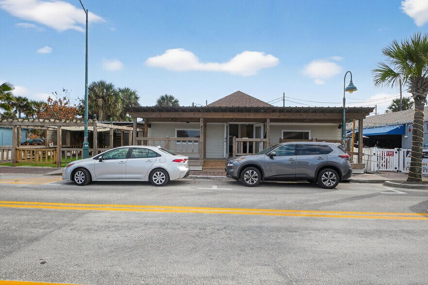 More Photos Of 411 Flagler Ave, New Smyrna Beach Freestanding For Lease