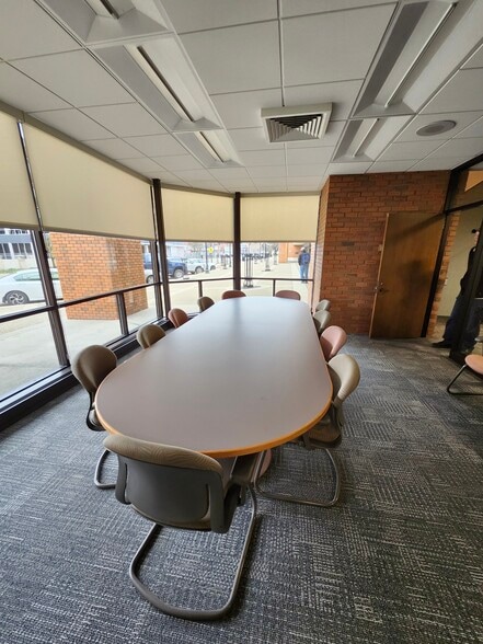 More Photos Of 2 N Mill St, New Castle Bank For Sale