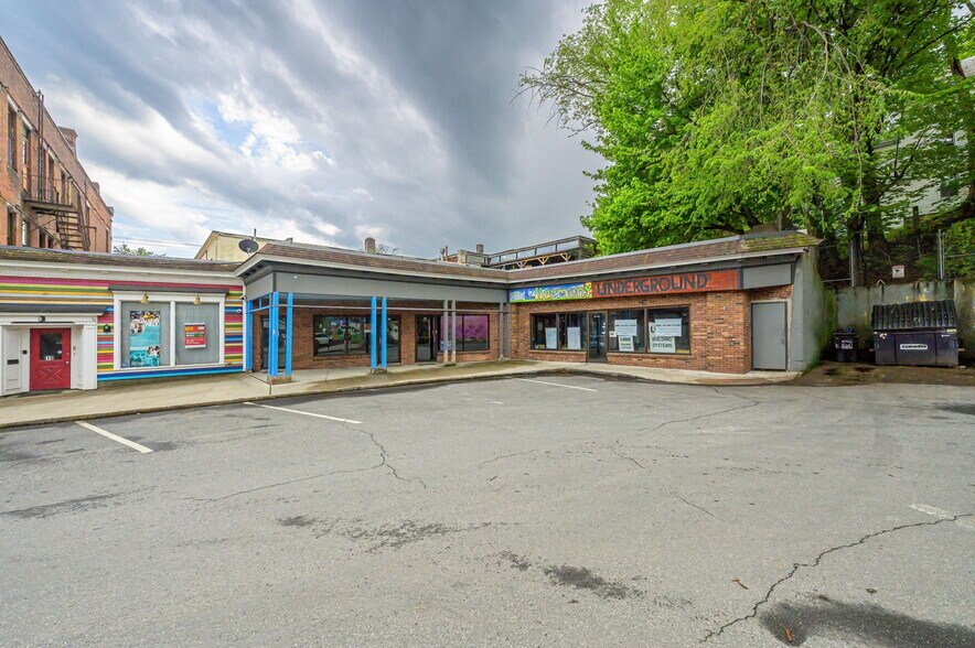 Primary Photo Of 69 Elliot St, Brattleboro Storefront Retail Residential For Sale