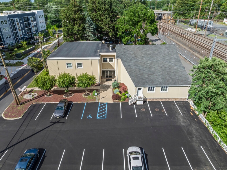 More Photos Of 37 Station Dr, Princeton Junction Office For Sale