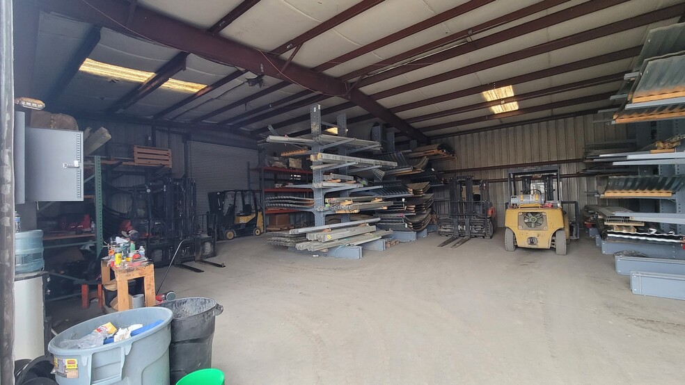 More Photos Of 4135 Santa Rosa Ave, Santa Rosa Warehouse For Lease