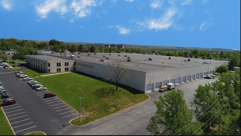 More Photos Of 2525 Monroe Blvd, Norristown Distribution For Lease