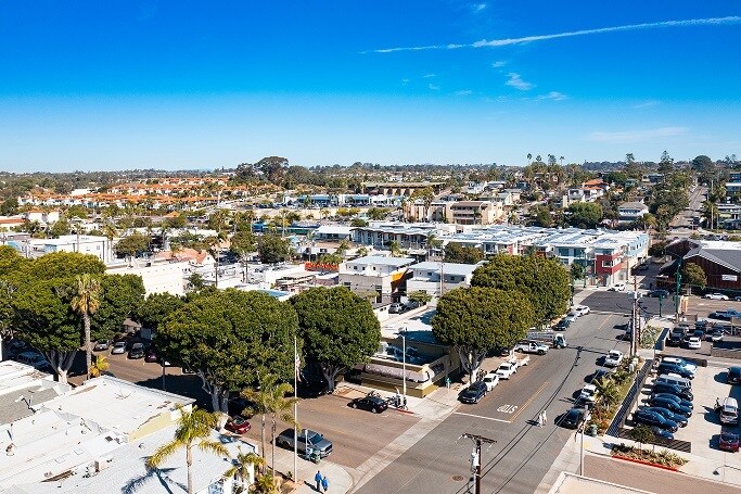 More Photos Of 687 2nd St, Encinitas Restaurant For Lease
