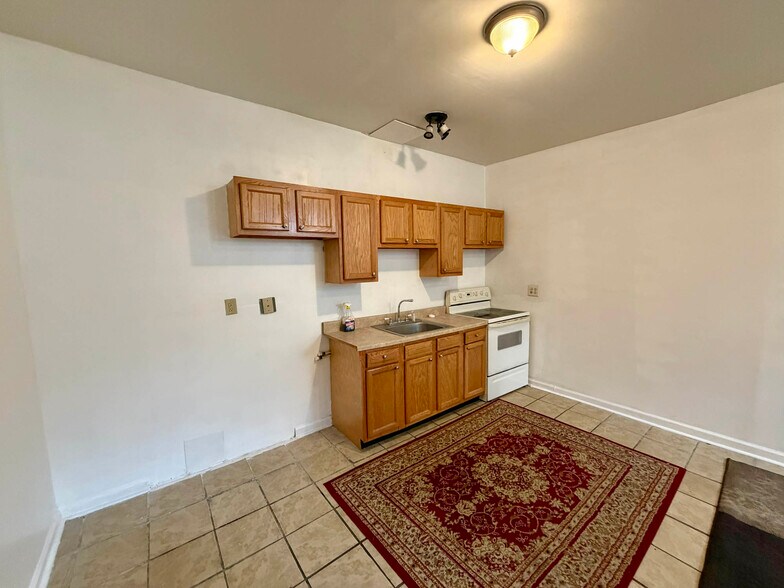 More Photos Of 1447 William St, Baltimore Apartments For Sale
