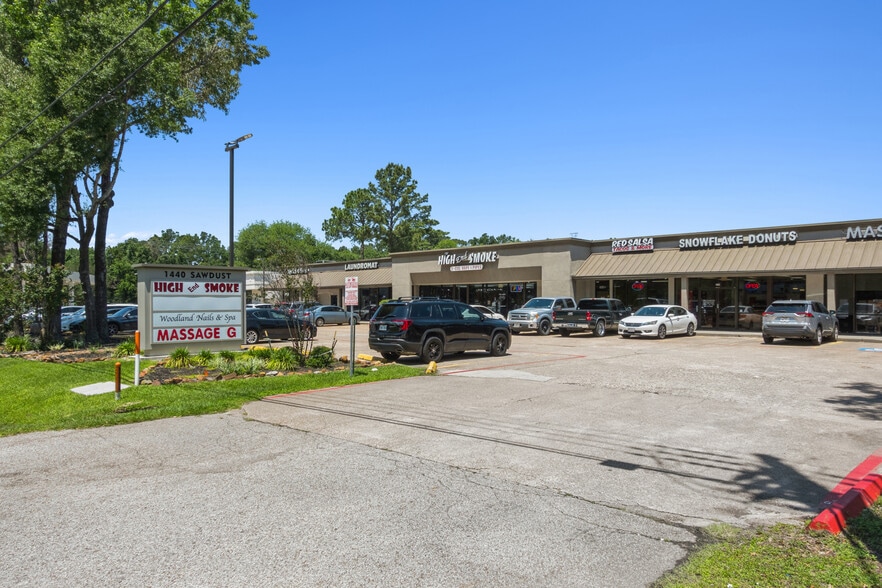 More Photos Of 1440 Sawdust Rd, Spring Restaurant For Sale