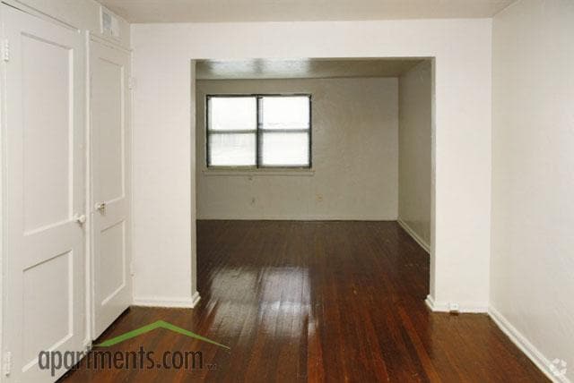 More Photos Of 35 Woodland Dr, Hartford Apartments For Sale