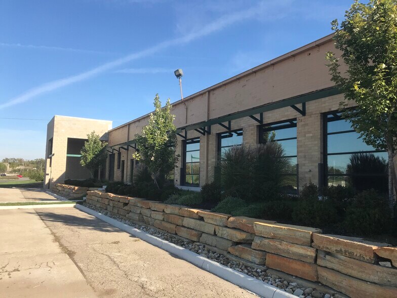 More Photos Of 371-528 Maier Pl, Columbus Office For Lease