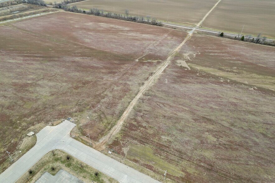 More Photos Of Cinema, Sikeston Land For Sale