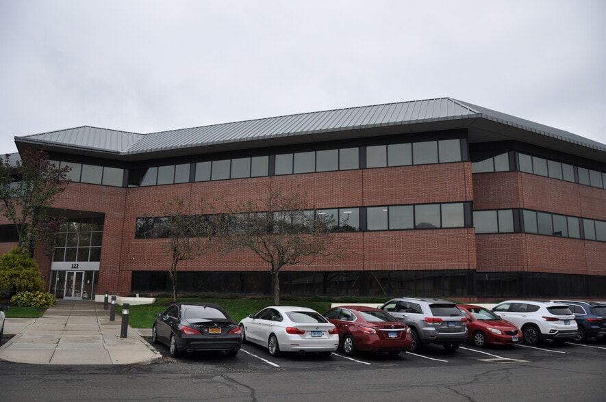 More Photos Of 322 E Main St, Branford Medical For Lease