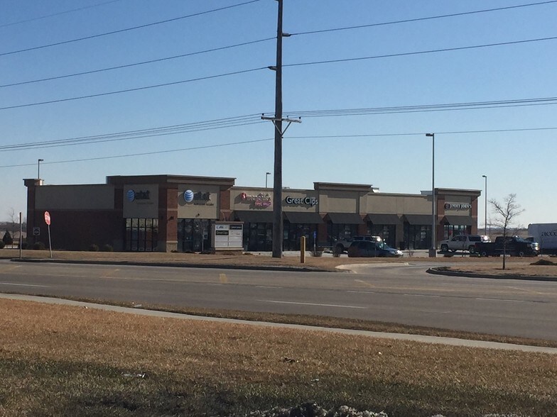 More Photos Of Viking Rd, Cedar Falls Unknown For Lease