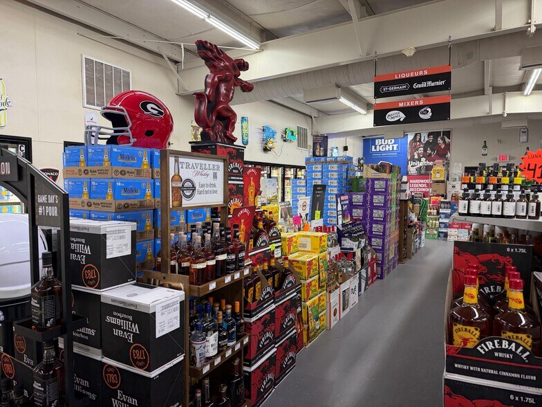 More Photos Of 2318 Old Cornelia Hwy, Gainesville Convenience Store For Sale