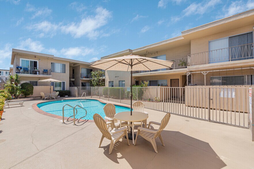 More Photos Of 3444 Emerald St, Torrance Apartments For Sale