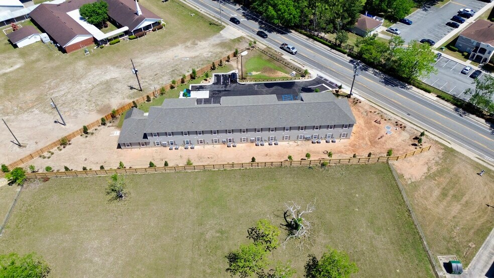 More Photos Of 1604 Lankford Dr, Valdosta Apartments For Sale