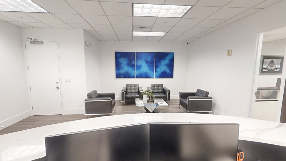 More Photos Of 175 SW 7th St, Miami Medical For Sale