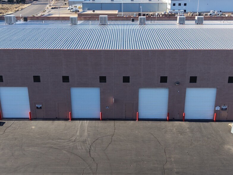 More Photos Of 457 N Old Highway 91, Hurricane Industrial For Lease