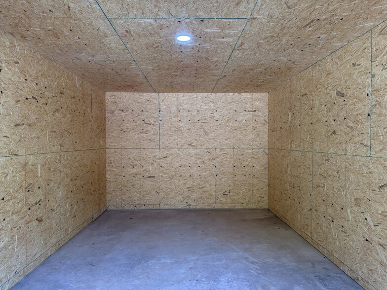 More Photos Of 5434 Nix Creek Rd, Marion Self Storage For Sale