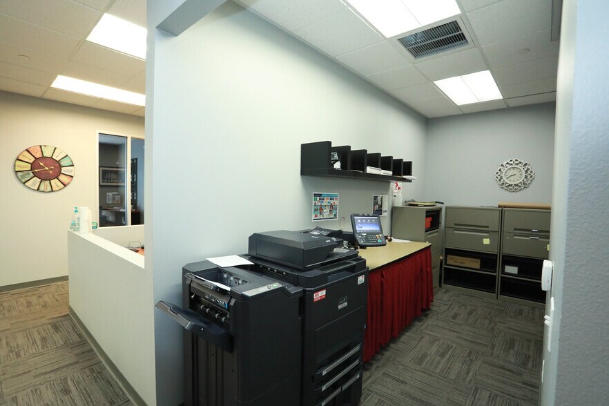 More Photos Of 2875 St Rose Pky, Henderson Medical For Lease