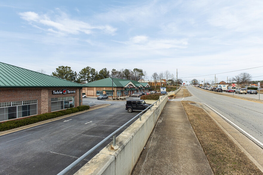 More Photos Of 45 Old Peachtree Rd NE, Suwanee General Retail For Lease