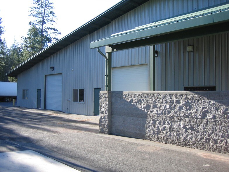 More Photos Of 56857 Enterprise Dr, Sunriver General Retail For Lease