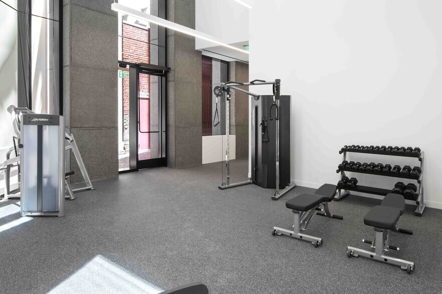 More Photos Of 1 Post St, San Francisco Office For Lease