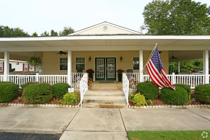 More Photos Of 1601 Radium Springs Rd, Albany Apartments For Sale