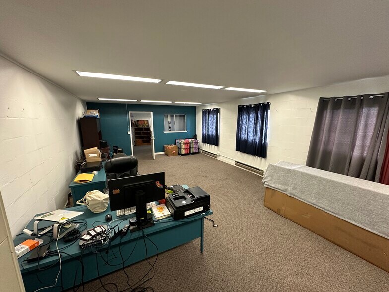 More Photos Of 2800 S Rodeo Gulch Rd, Soquel Warehouse For Lease