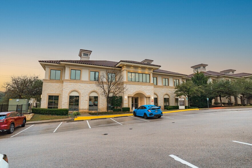 Primary Photo Of 300 Beardsley Ln, Austin Medical For Lease