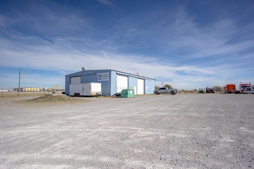 More Photos Of 3519 Jensen Rd E, El Reno Warehouse For Sale
