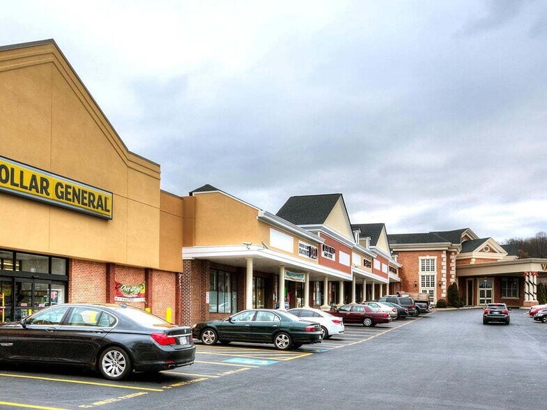 More Photos Of 532 Cranbrook Rd, Cockeysville Storefront For Lease