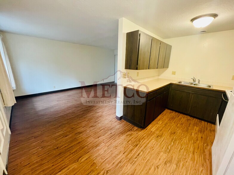 More Photos Of 343 E 15th Ave, Eugene Apartments For Sale