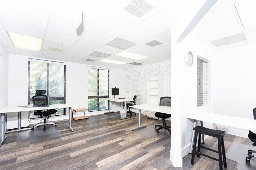 More Photos Of 6255-6265 Executive Blvd, Rockville Office For Sale