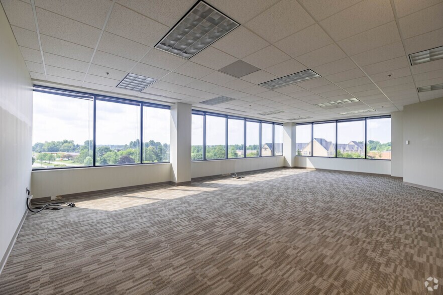 More Photos Of 3900 Olympic Blvd, Erlanger Office For Sale
