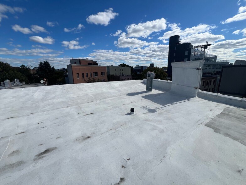 53 Franklin St, Brooklyn, NY 11222 Apartments For Sale