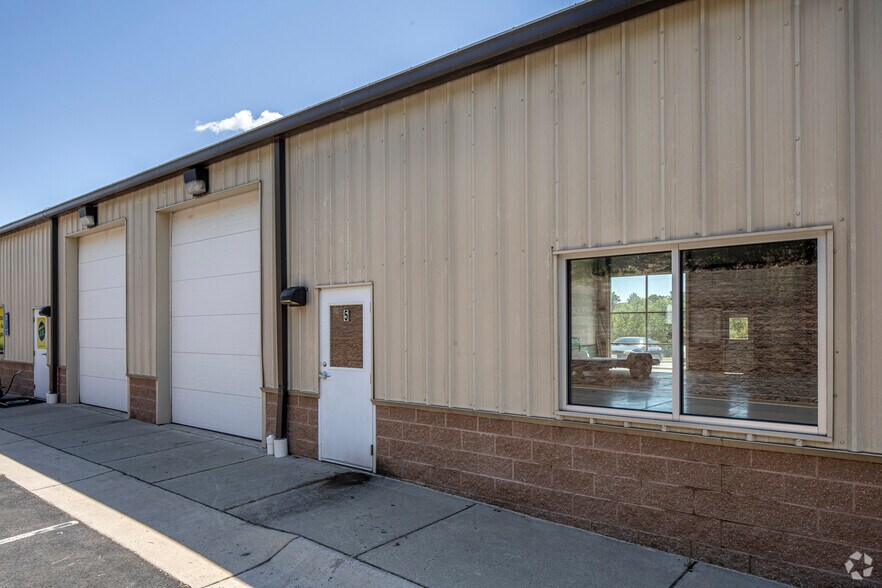 More Photos Of 20 Rawlings Pl, Fredericksburg Warehouse For Lease