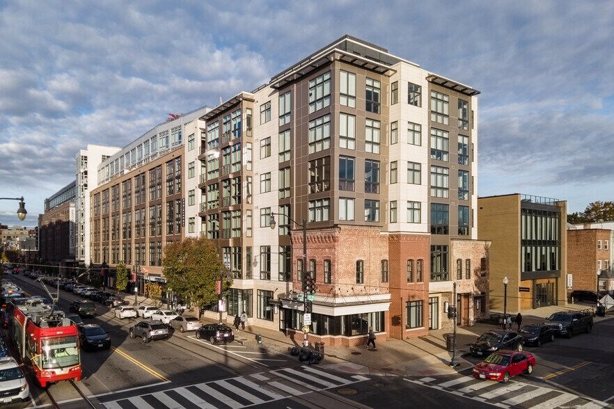 Primary Photo Of 650 H St NE, Washington Office For Sale