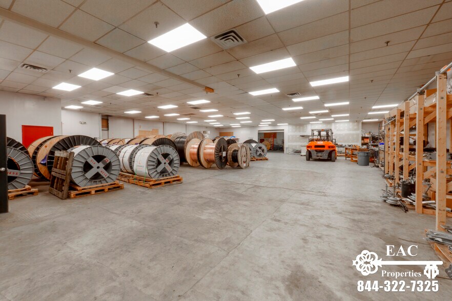 More Photos Of 20 Crescent St, Stamford Warehouse For Lease