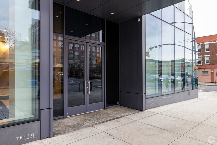 More Photos Of 40 Tenth Ave, New York Office For Lease