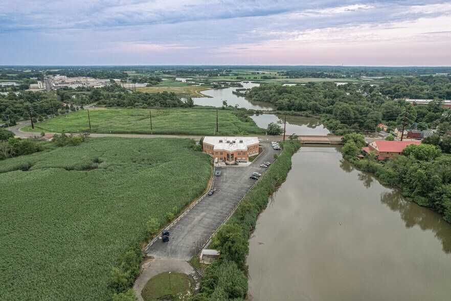 More Photos Of 5 Route 45, Mannington Medical For Lease