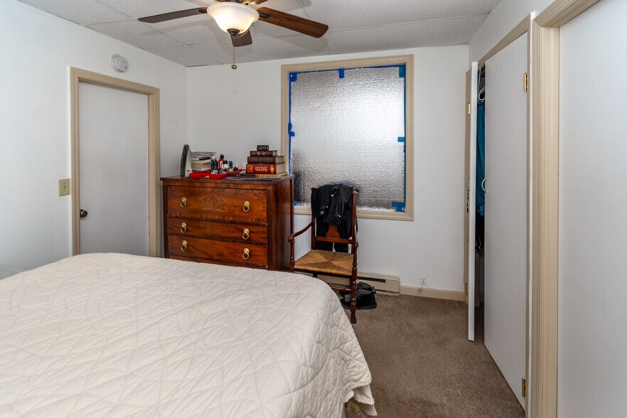 More Photos Of 99 S Main St, Lambertville Storefront For Sale