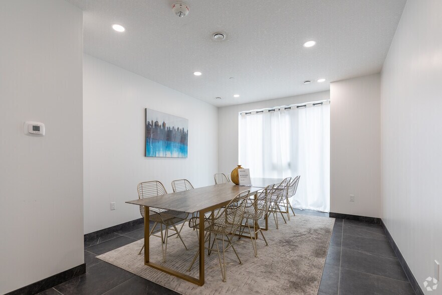 More Photos Of 1442 Highland Rd W, Kitchener Apartments For Lease