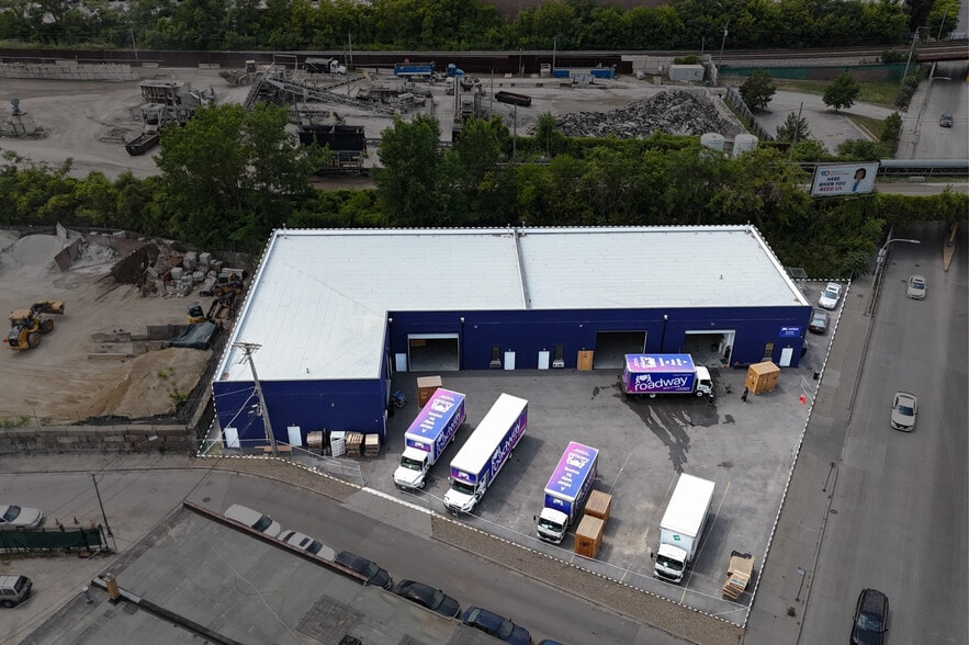 Primary Photo Of 4555 W Grand Ave, Chicago Warehouse For Lease