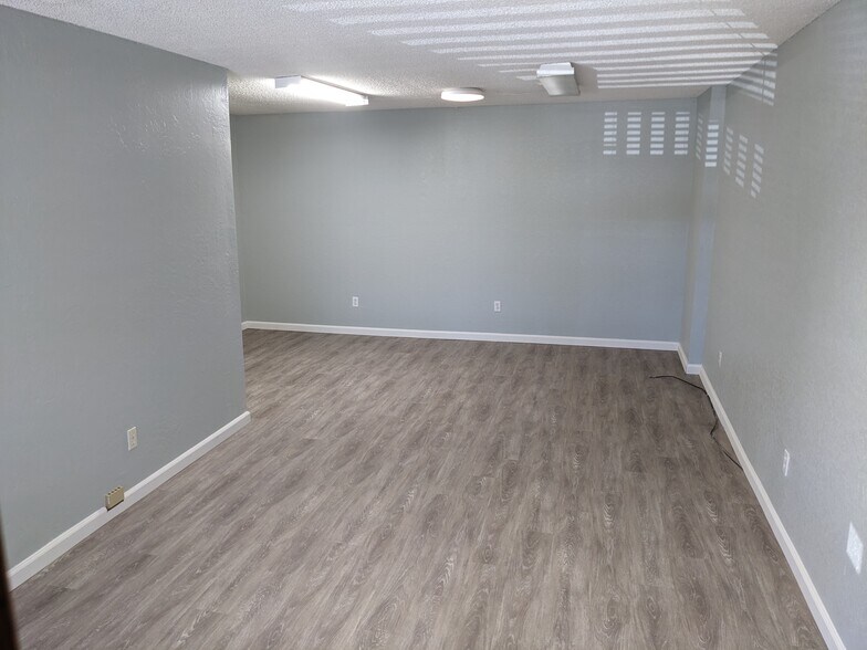 More Photos Of 9966 dolores St, Spring Valley Loft Creative Space For Sale