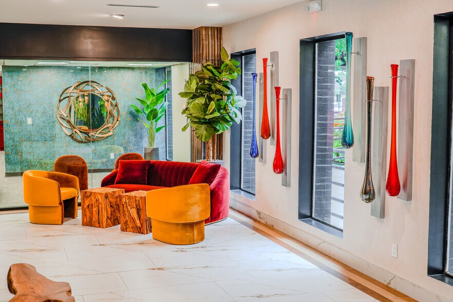 More Photos Of 4151 Southwest Fwy, Houston Office For Lease