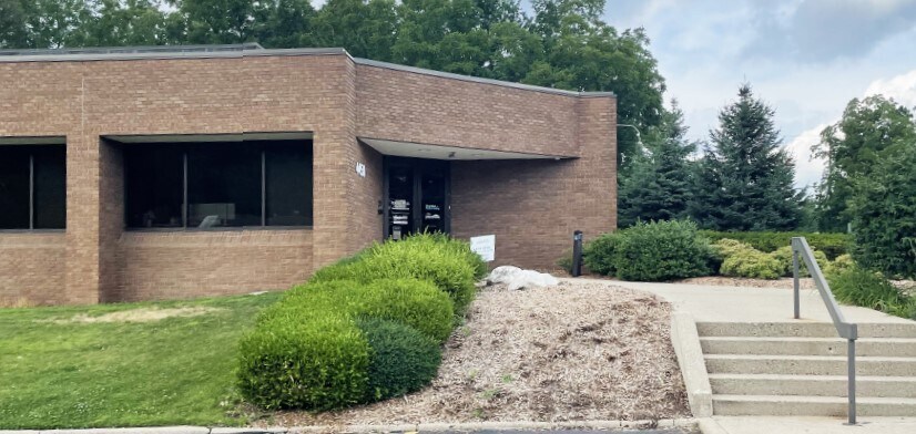 More Photos Of 4450 Cascade Rd SE, Grand Rapids Medical For Sale