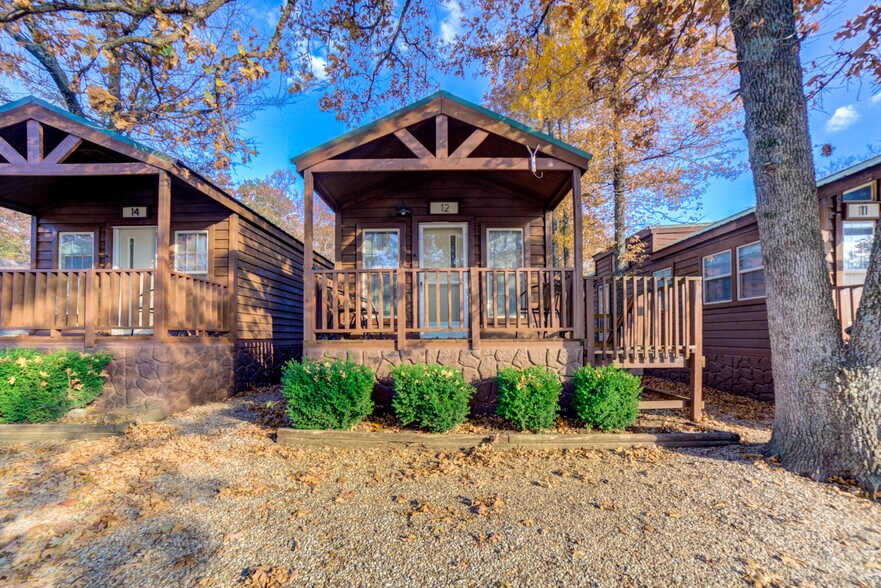 More Photos Of 446724 E 390 Rd, Langley Hotel For Sale