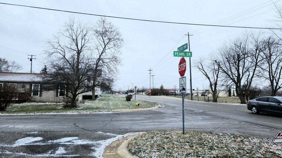 More Photos Of 3988 N Dixie Hwy, Monroe Service Station For Sale