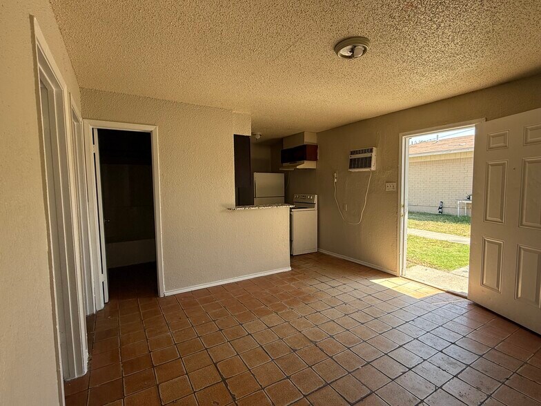 More Photos Of 3458 Del Rio Blvd, Eagle Pass Apartments For Sale